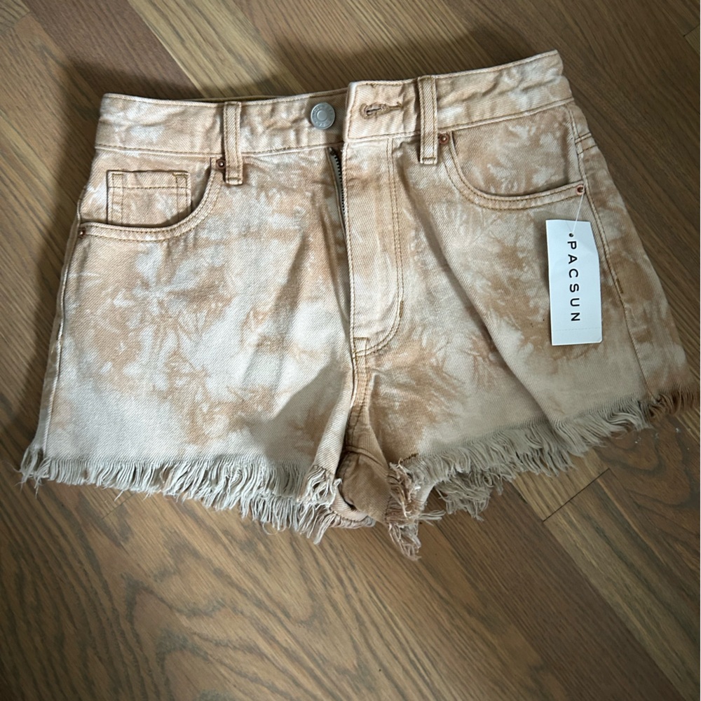 PacSun beige denim shorts